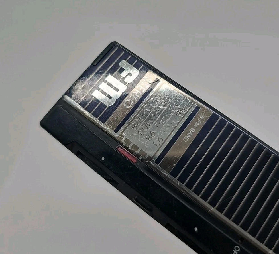 راديو ستيريو FM محمول من آيوا راديو ستيريو FM محمول من آيوا